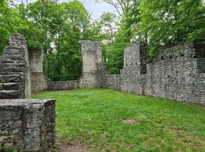 Ruine Hohenmelchingen, Burladingen, Germany